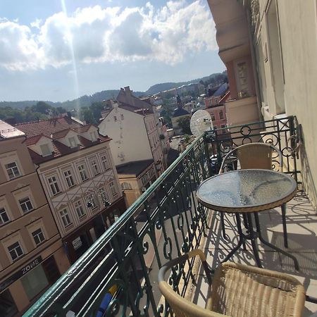 Apartmán 63m2 s balkonem v lázeňském centru KLV Exterior foto